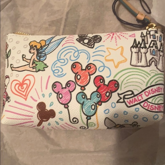 Nwt Disney Dooney Cosmetic bag - Picture 4 of 5